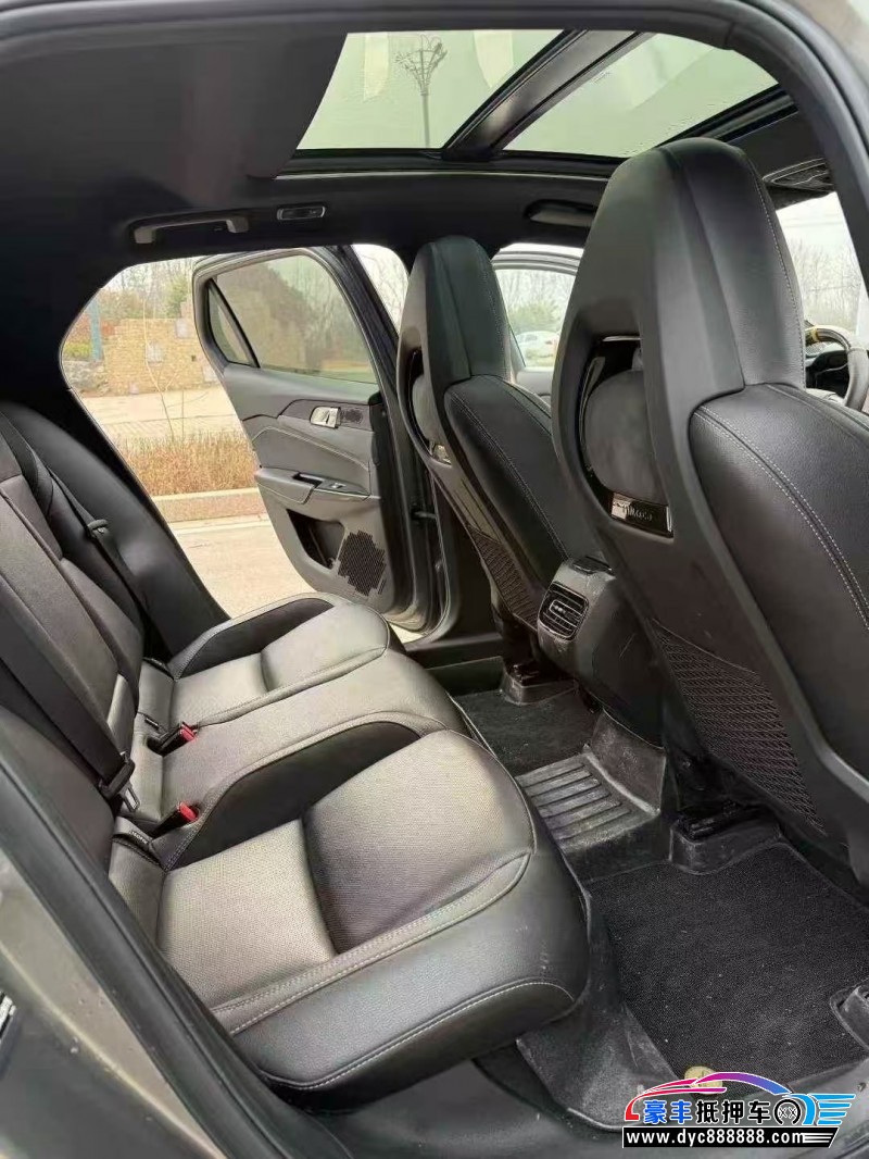 21年领克03轿车抵押车出售