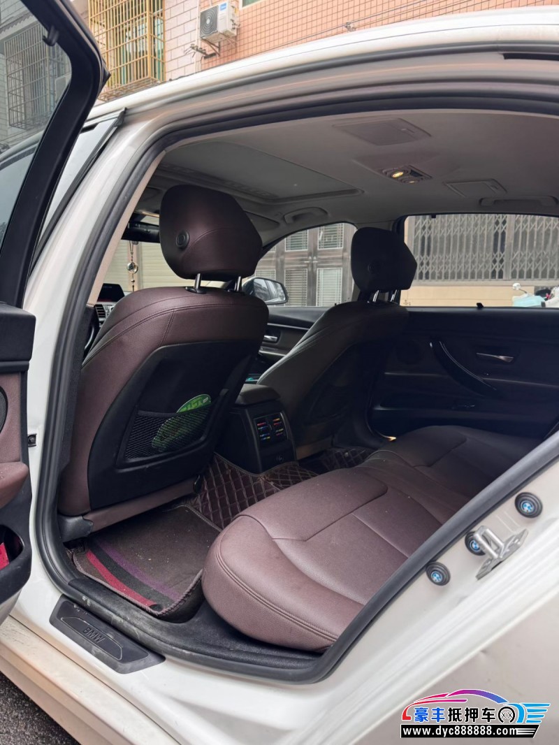 18年宝马3系轿车抵押车出售