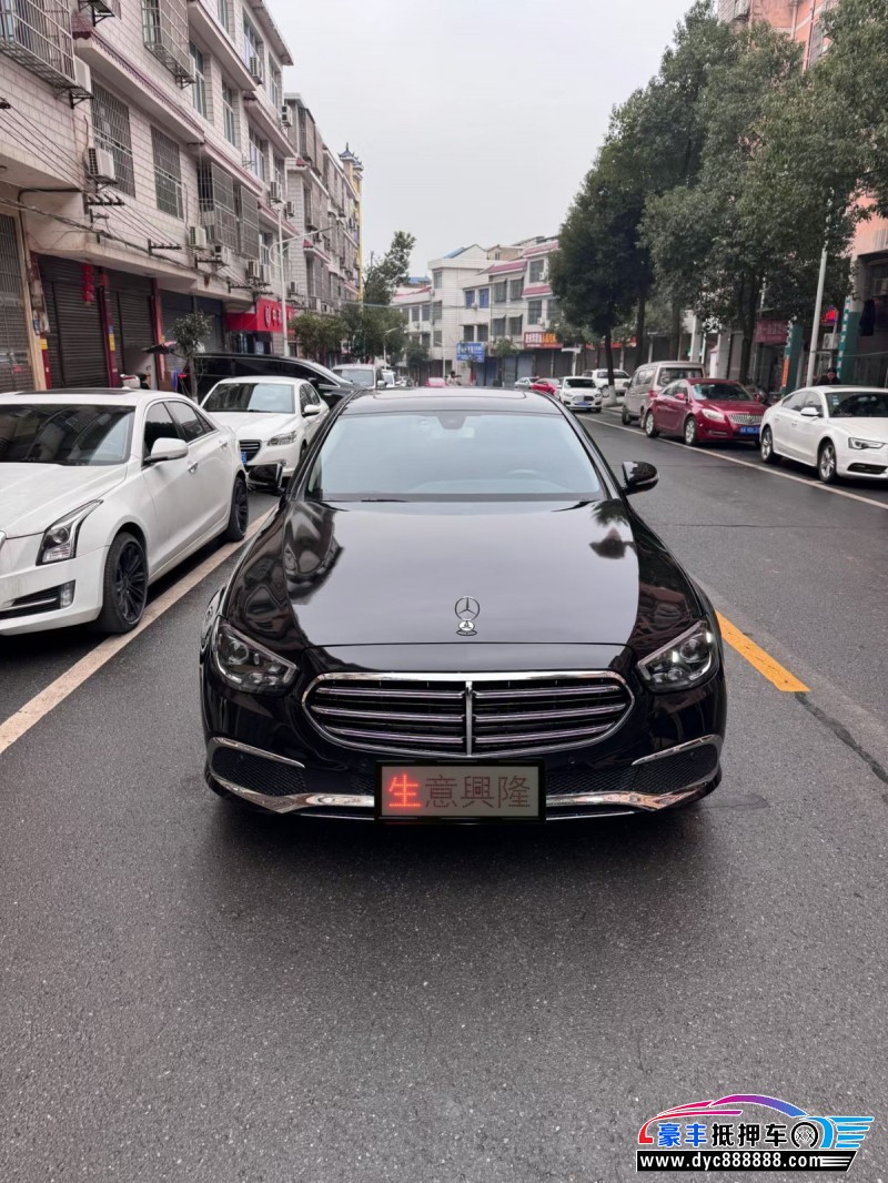 19年奔驰E轿车抵押车出售