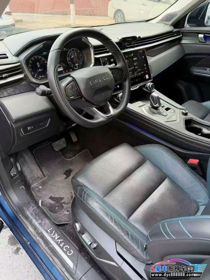 20年领克05轿车抵押车出售