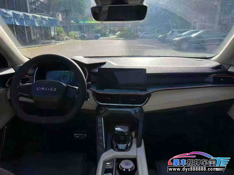 20年领克06轿车抵押车出售