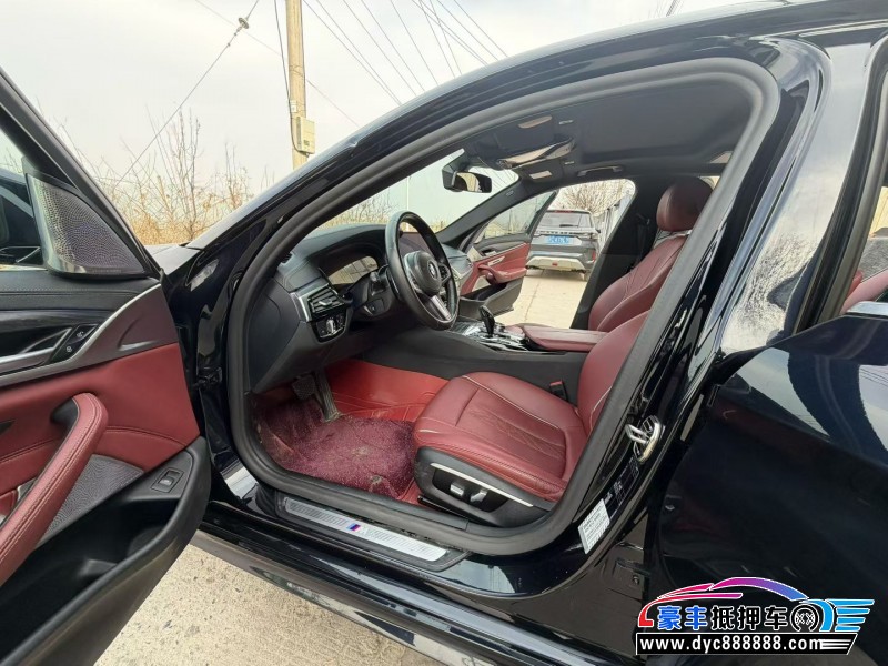 21年宝马5系轿车抵押车出售