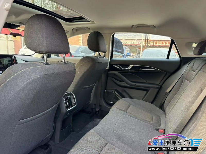 25年奔腾B70轿车抵押车出售