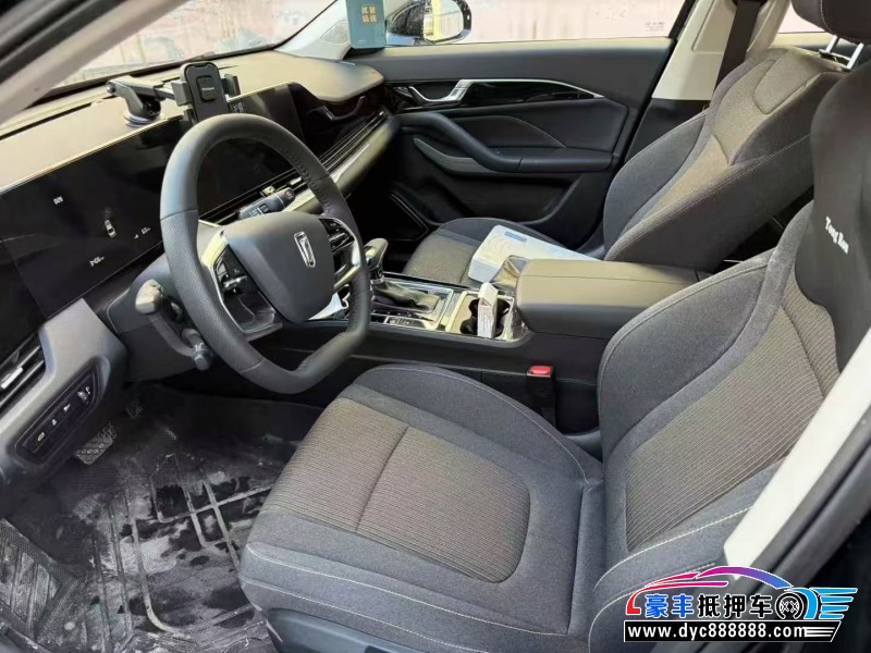 25年奔腾B70轿车抵押车出售