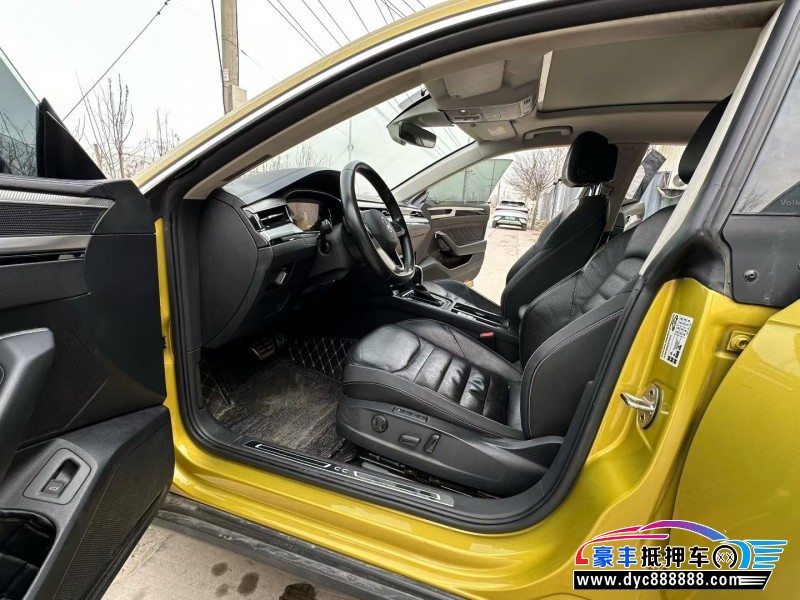 21年大众CC轿车抵押车出售