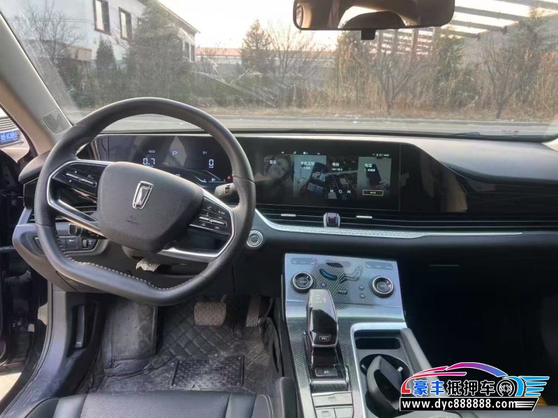 24年奔腾B70轿车抵押车出售