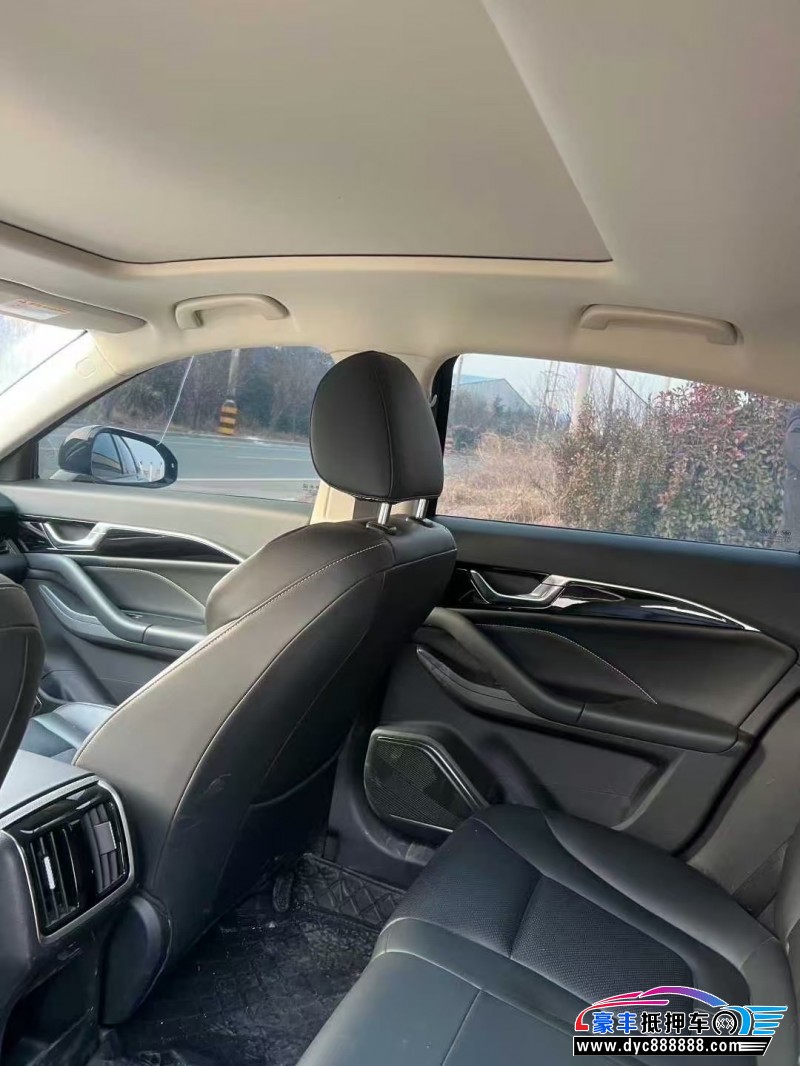 24年奔腾B70轿车抵押车出售