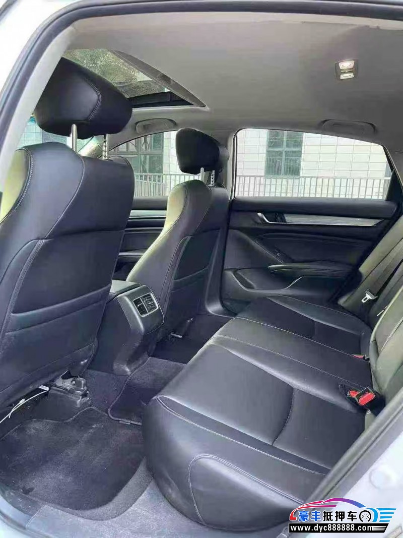 21年本田雅阁轿车抵押车出售