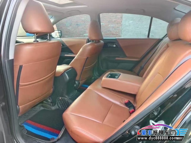 19年本田雅阁轿车抵押车出售