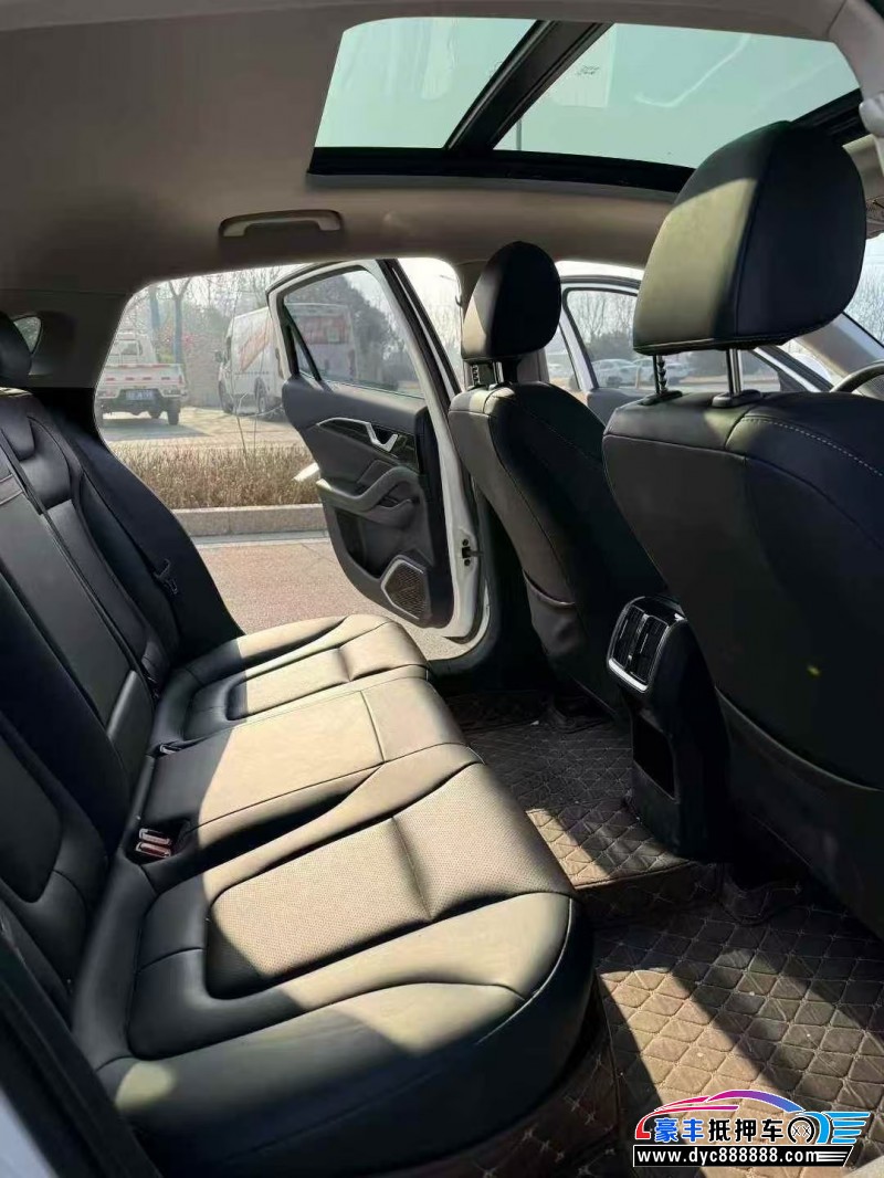 24年奔腾B70轿车抵押车出售