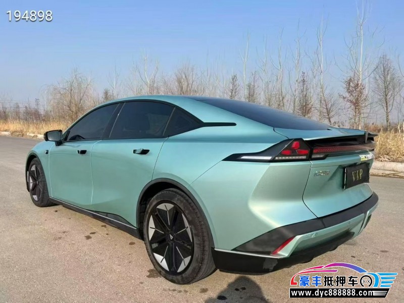 22年长安深蓝SL03轿车抵押车出售