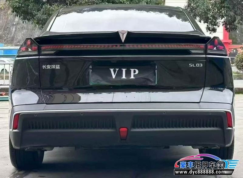 25年长安深蓝SL03轿车抵押车出售