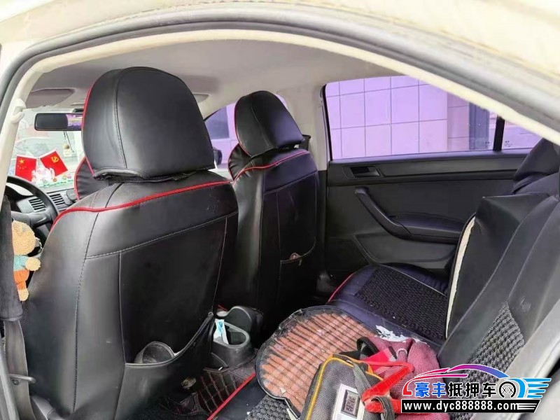 20年大众桑塔纳轿车抵押车出售