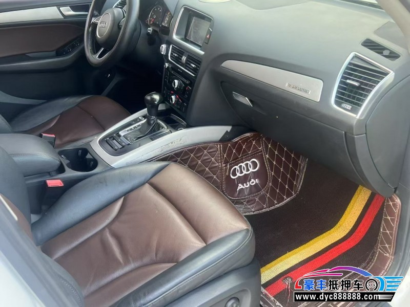 17年奥迪Q5轿车抵押车出售
