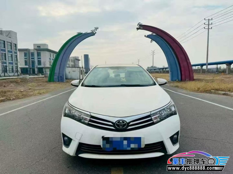 抵押车出售17年丰田雷凌轿车