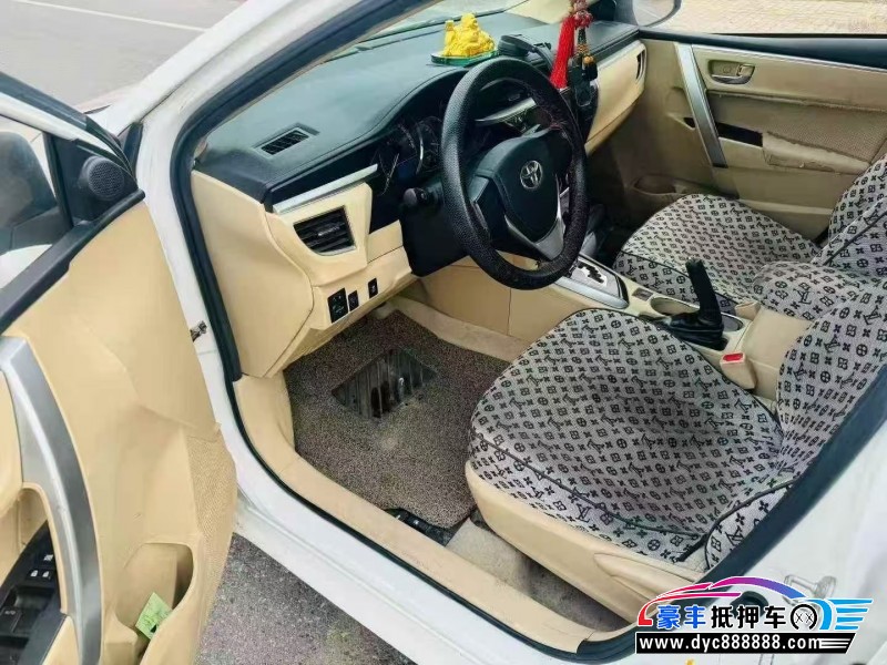 17年丰田雷凌轿车抵押车出售