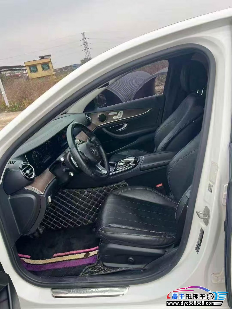 16年奔驰E轿车抵押车出售