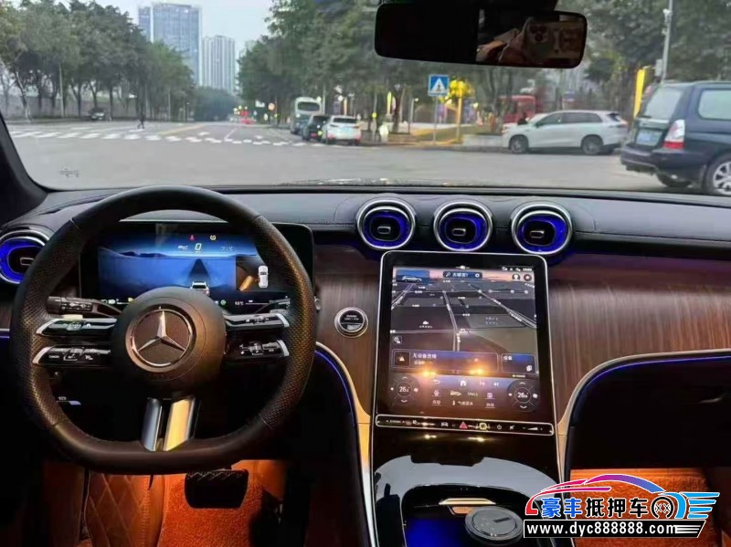 24年奔驰GLCSUV抵押车出售