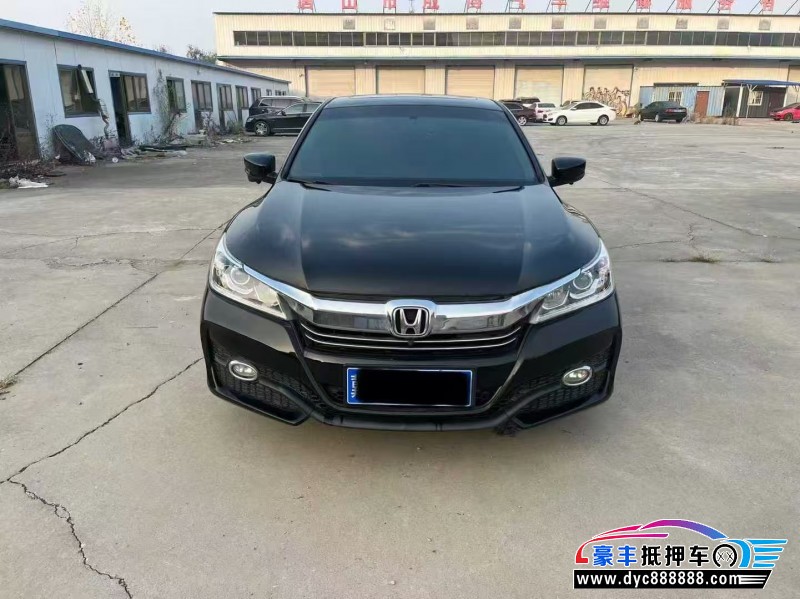 抵押车出售17年本田雅阁轿车