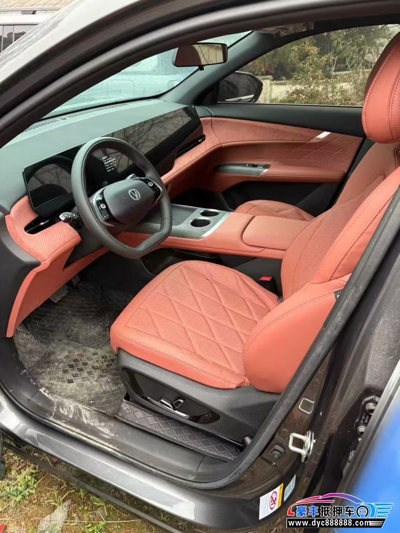 25年长安CS75SUV抵押车出售