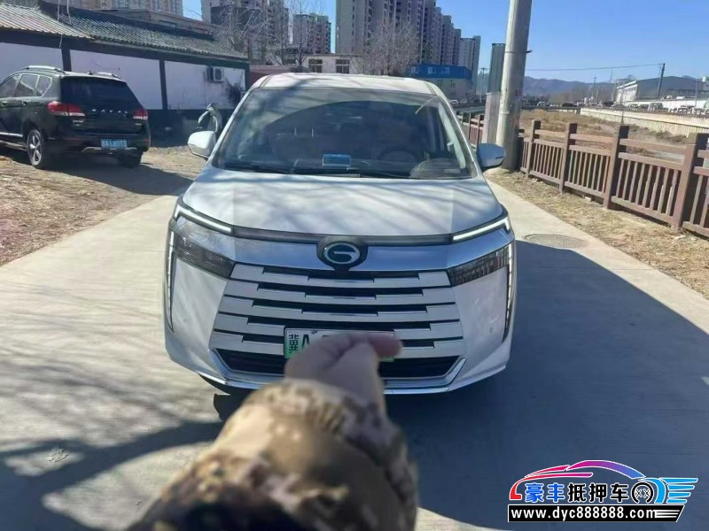 抵押车出售25年传祺e8轿车