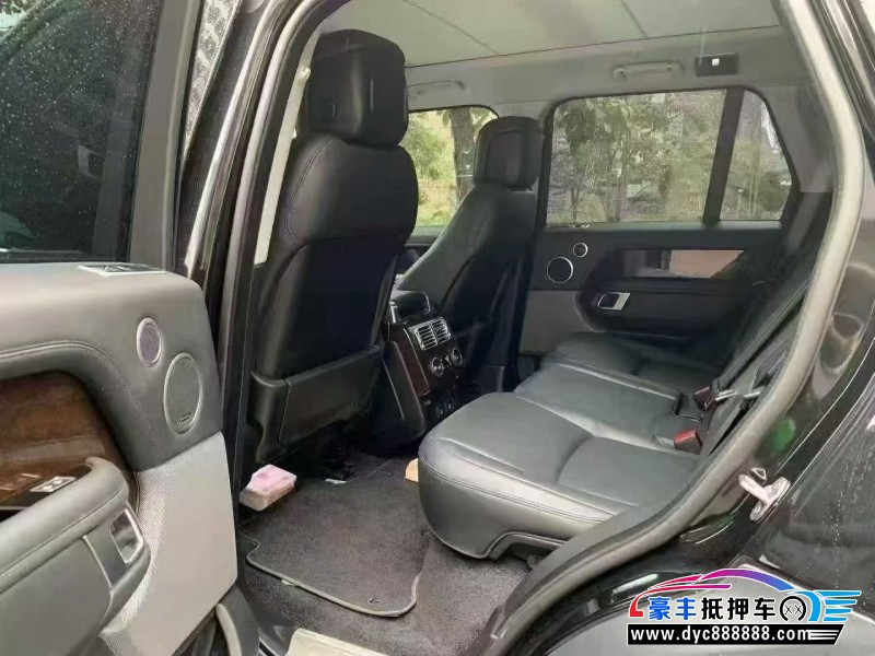 22年路虎揽胜行政轿车抵押车出售