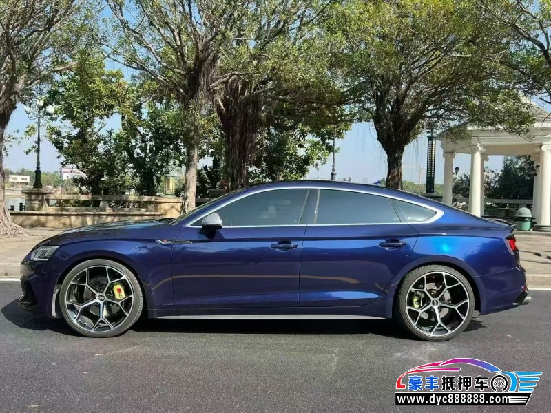 19年奥迪A5轿车抵押车出售