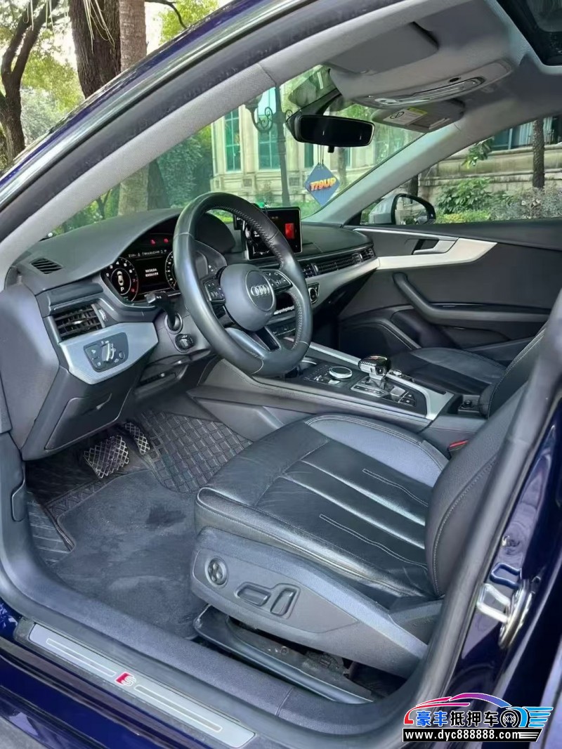 19年奥迪A5轿车抵押车出售