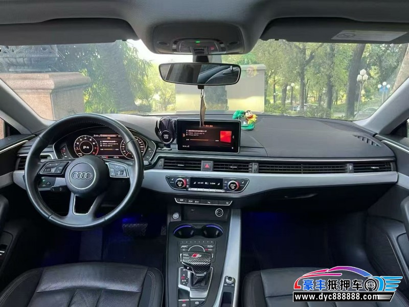 19年奥迪A5轿车抵押车出售