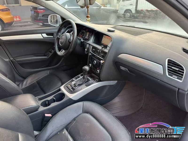 16年奥迪A4L轿车抵押车出售