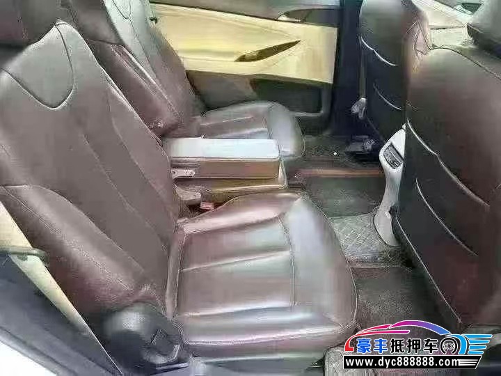 19年别克别克GL6轿车抵押车出售