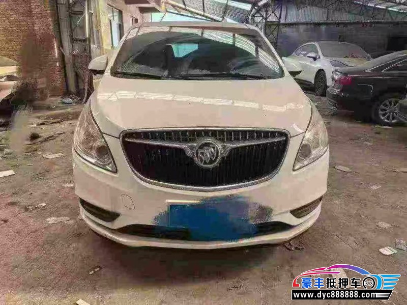 抵押车出售19年别克GL8轿车