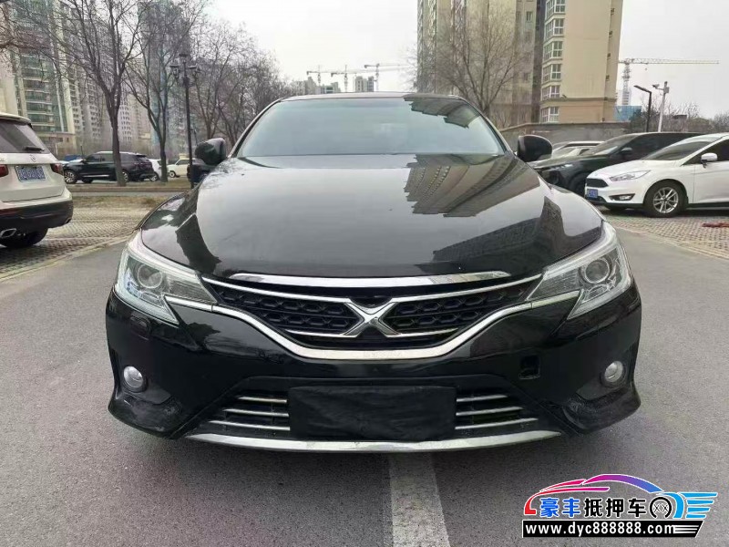 抵押车出售14年丰田锐志轿车