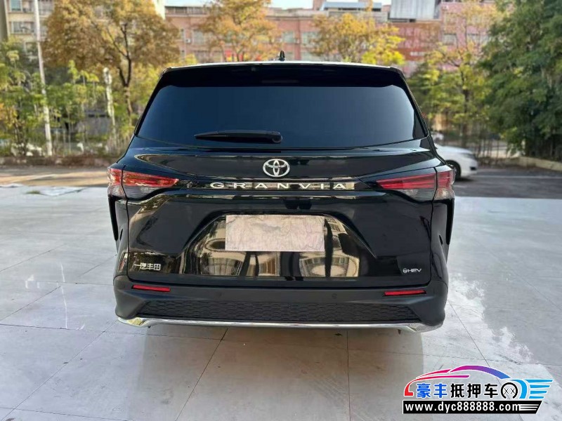 24年丰田格瑞维亚轿车抵押车出售