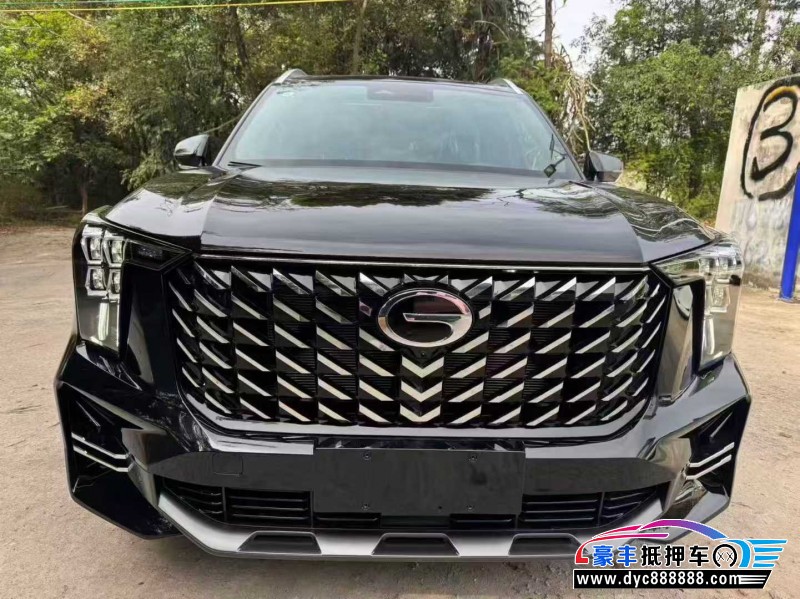 抵押车出售25年传祺GS8轿车