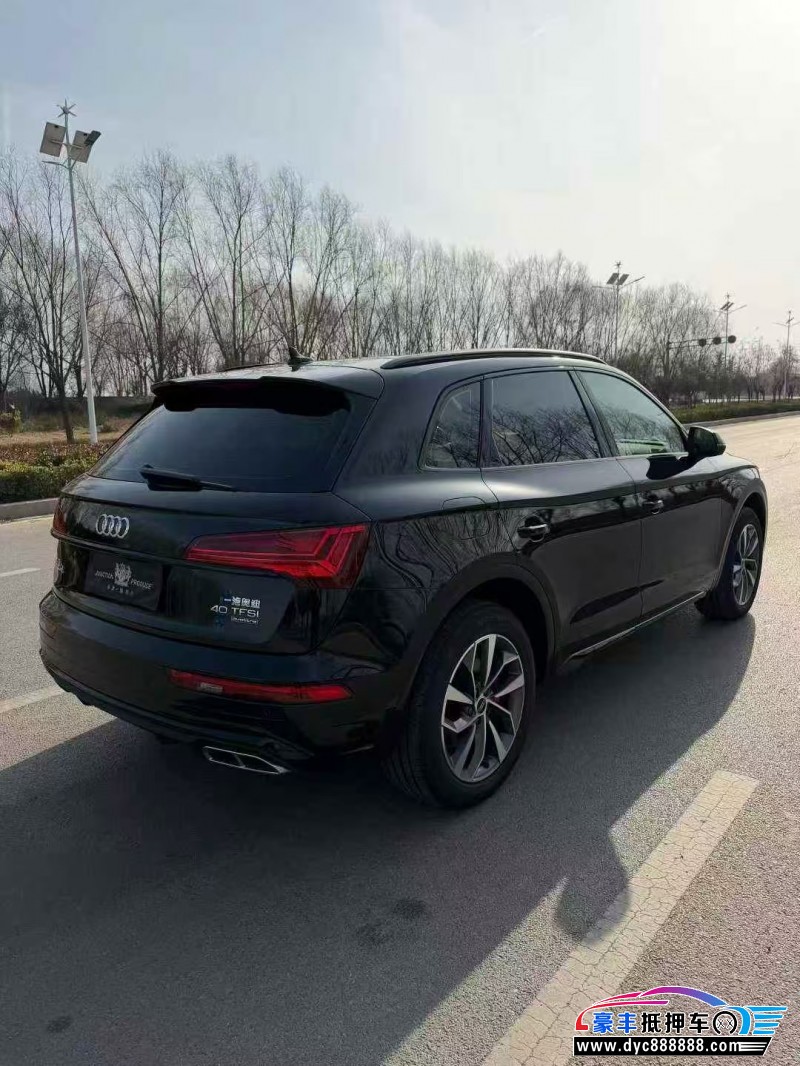 24年奥迪Q5轿车抵押车出售