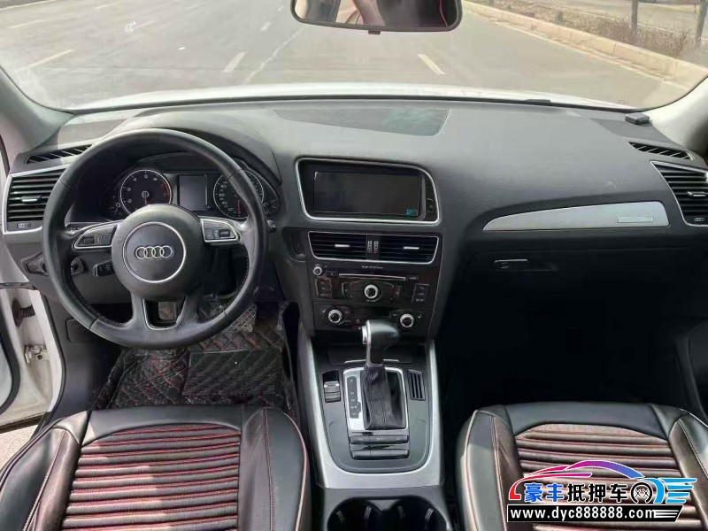 16年奥迪Q3轿车抵押车出售