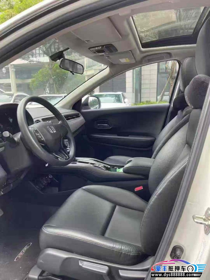 21年本田缤智轿车抵押车出售