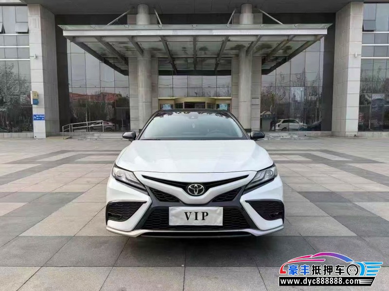 抵押车出售23年丰田凯美瑞轿车