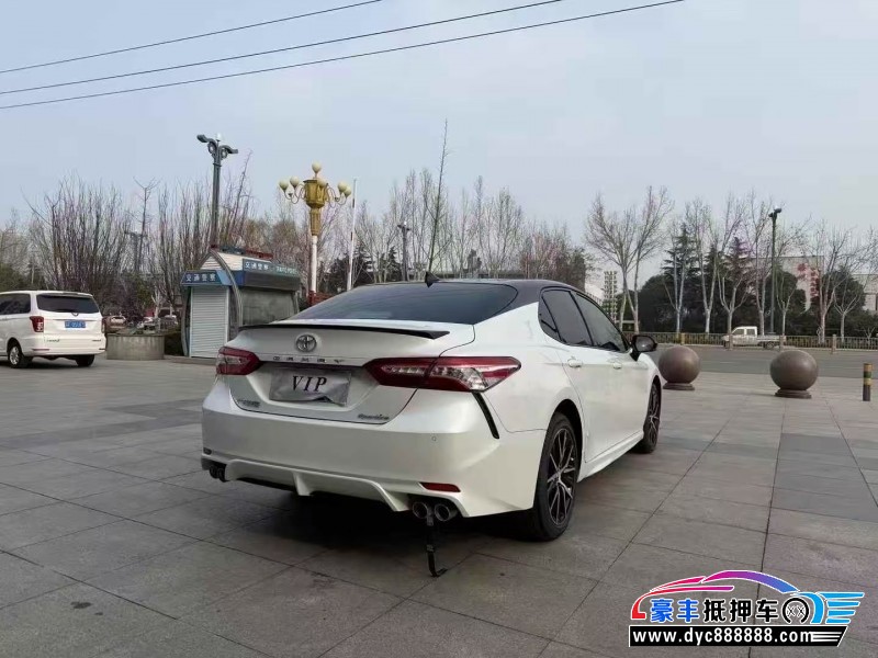 23年丰田凯美瑞轿车抵押车出售