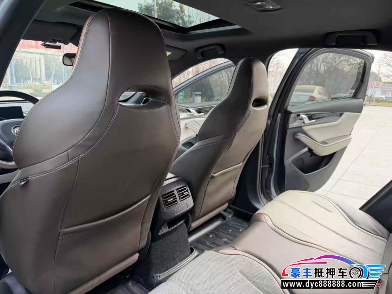 23年比亚迪秦轿车抵押车出售