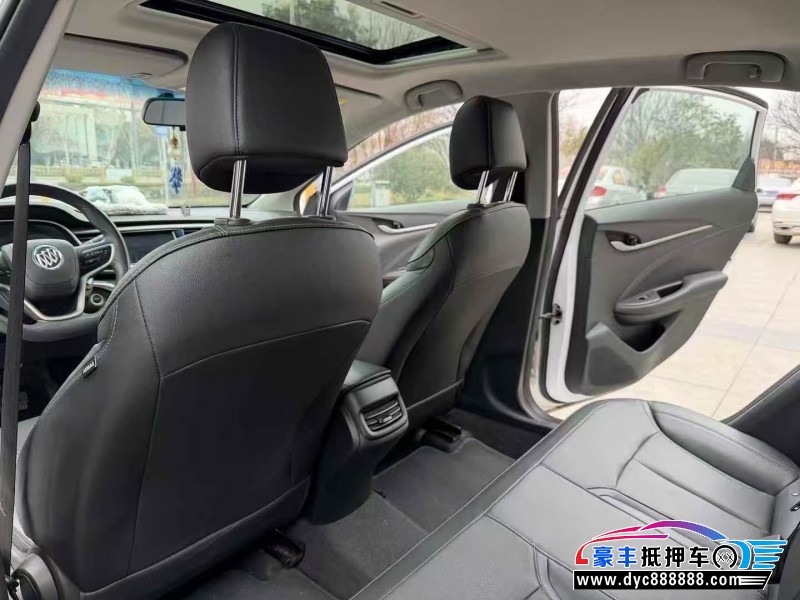 22年别克英朗轿车抵押车出售