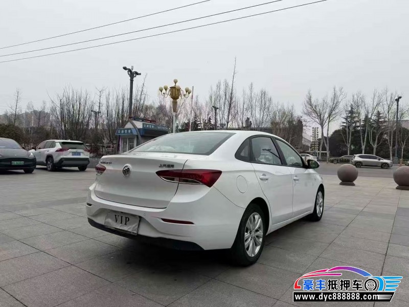 22年别克英朗轿车抵押车出售