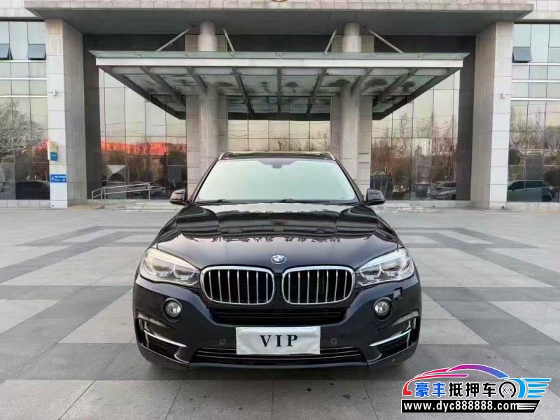 抵押车出售16年宝马X5轿车