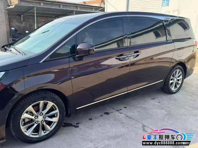 21年别克GL8轿车抵押车出售