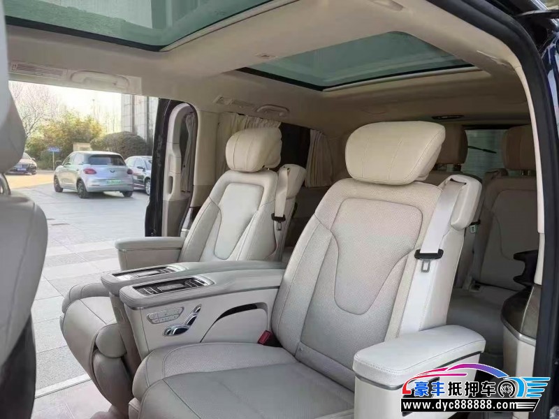 23年奔驰V轿车抵押车出售