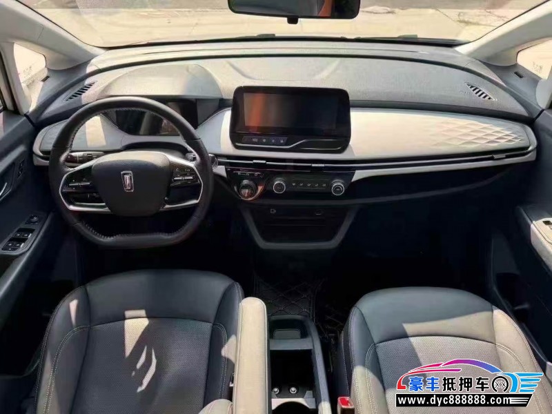 24年奔腾NAT轿车抵押车出售