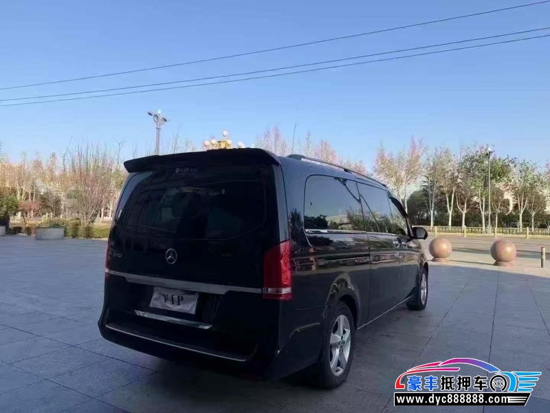 19年奔驰威霆轿车抵押车出售