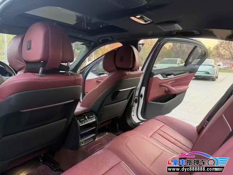 23年宝马5系轿车抵押车出售