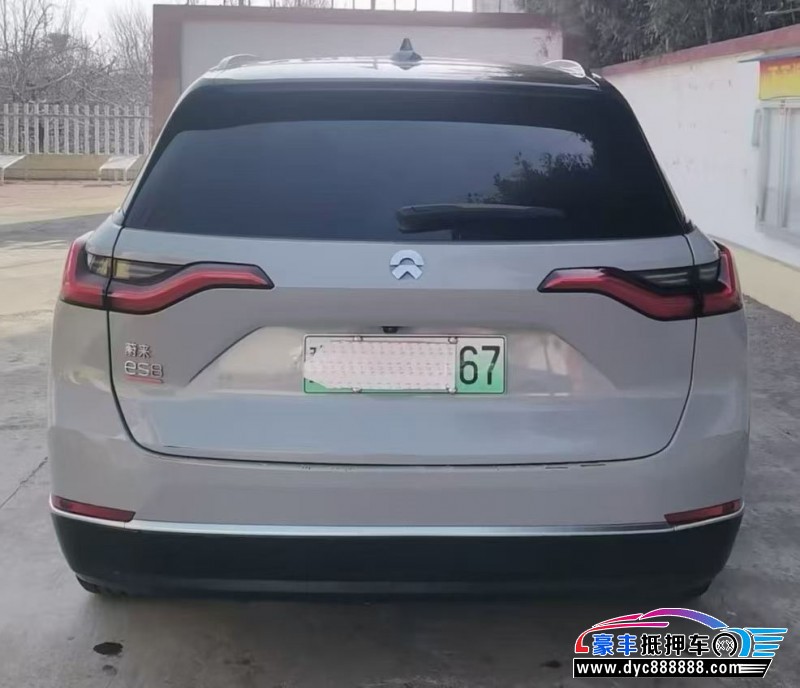 21年蔚来ES8轿车抵押车出售